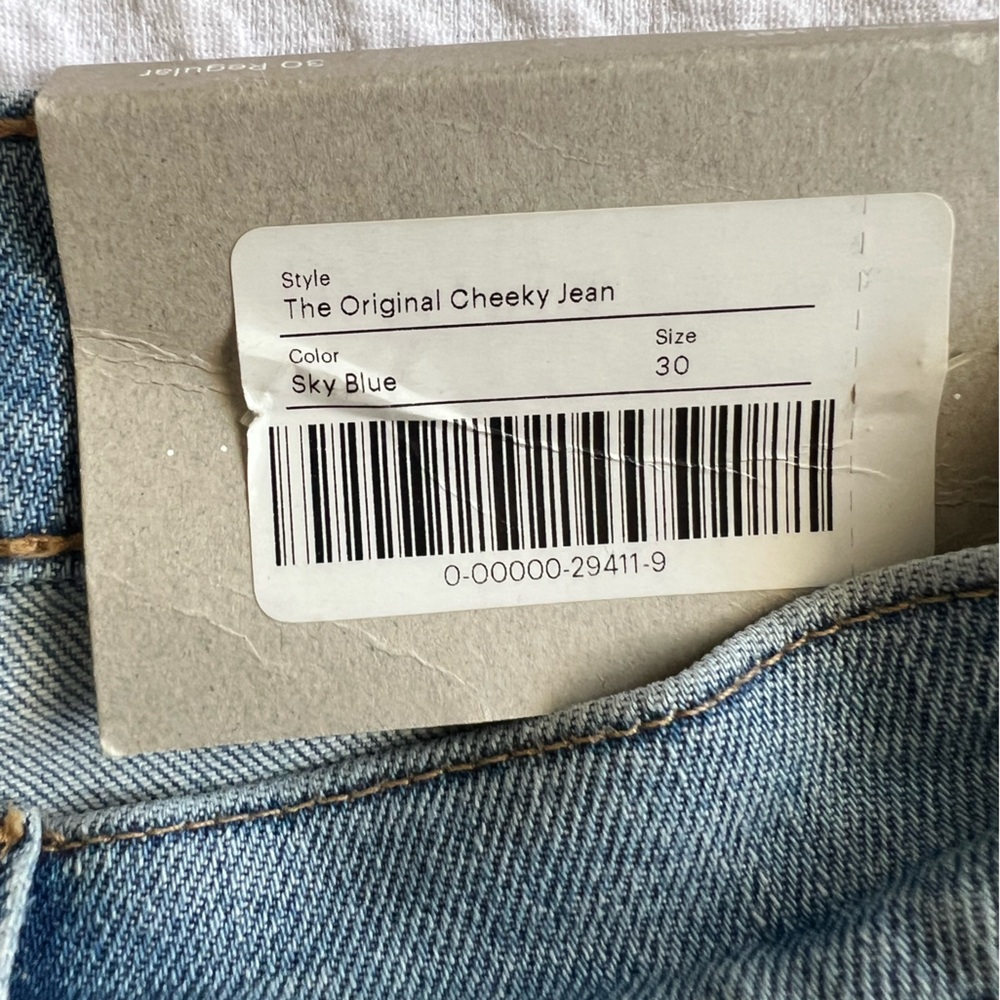 NWT - Everlane - “The Cheeky Jean” regular length - 30 Classic Blue  Jeans - Picture 8 of 12